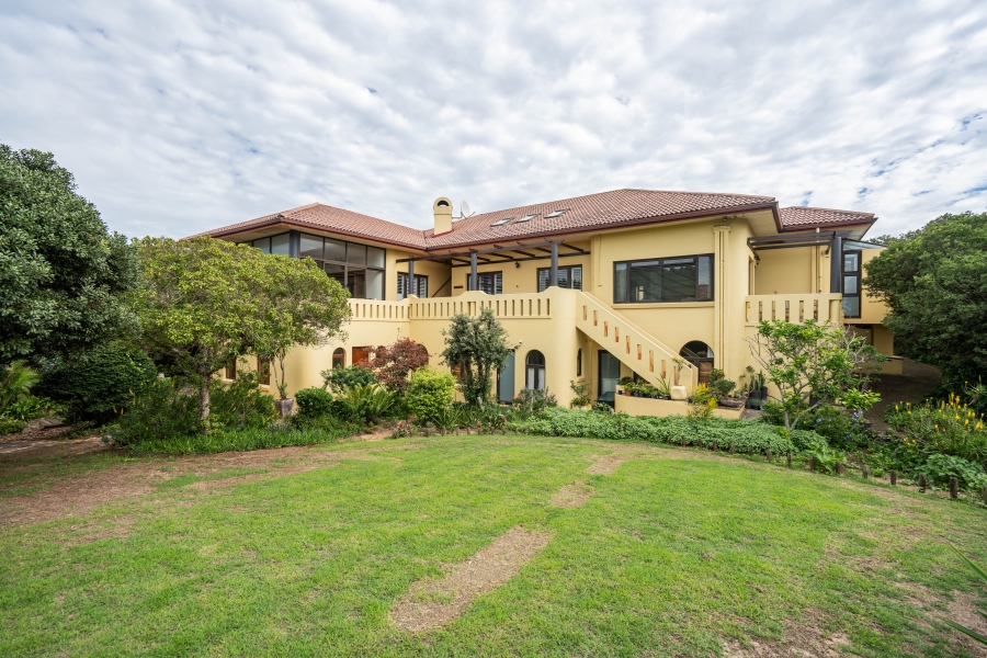 7 Bedroom Property for Sale in West Beach Eastern Cape